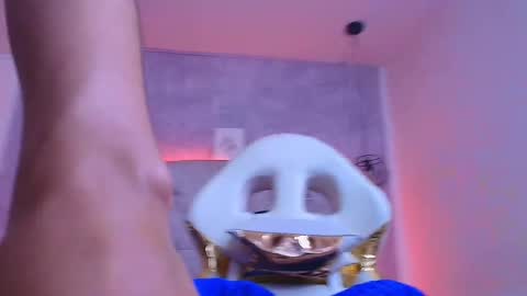   online show from November 22, 7:24 pm