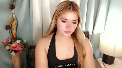  Angela  DONT FORGET TO FOLLOW AND GIVE ME APPRECIATION online show from December 20, 5:25 am