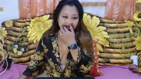 Snapshot of filipinasweetheart chatting on January 5, 7:17 pm Yhen online show from January 5, 7:17 pm