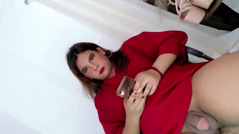 Snapshot of finest_jasminex chatting on September 11, 9:15 pm Jasmine online show from September 11, 9:15 pm