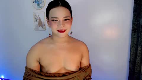 Snapshot of finest_jasminex chatting on February 10, 9:52 pm Jasmine online show from February 10, 9:52 pm