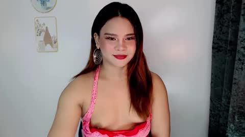 Snapshot of finest_jasminex chatting on February 21, 10:11 pm Jasmine online show from February 21, 10:11 pm
