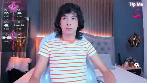 Finn  online show from August 3, 7:28 pm