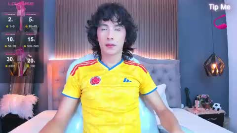 Finn  online show from August 4, 6:43 pm