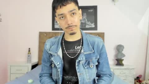 finn_jackson online show from April 20, 8:32 pm