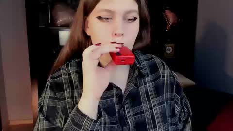 fiora online show from February 15, 7:51 am