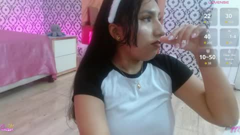 Snapshot of fiory_tay chatting on May 22, 7:30 pm fiory tay online show from May 22, 7:30 pm