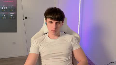 first_mark online show from April 29, 12:53 pm