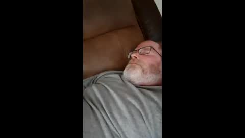 Hercomeonmyface online show from January 18, 2:43 pm