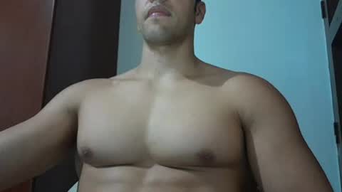 fitchestabs_69 online show from April 17, 12:35 am