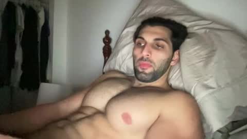 fitcurvyman4fun_69 online show from February 10, 3:32 am