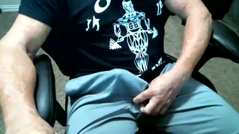 fitguy40 online show from July 26, 4:09 am