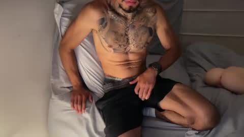 fitjacques online show from June 13, 2:42 am