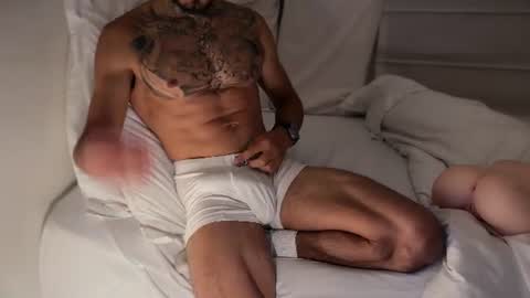 fitjacques online show from June 14, 2:35 am