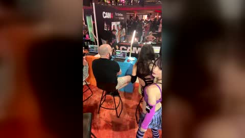 Snapshot of fitnessnerd6 chatting on January 18, 12:36 am fitnessnerd6 online show from January 18, 12:36 am