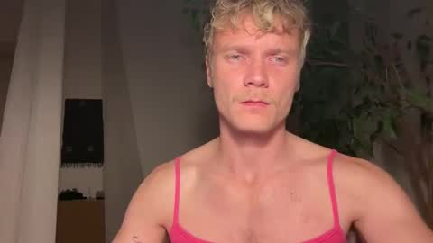 fituniformguy online show from April 29, 9:21 pm