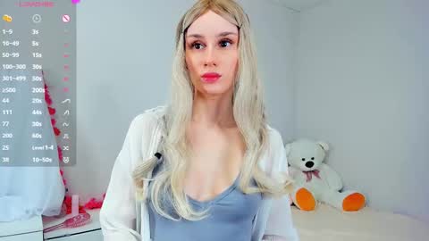 Kira online show from March 23, 2:37 am