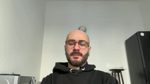 Snapshot of fla85 chatting on February 1, 1:20 pm Fla is short for Flavio online show from February 1, 1:20 pm