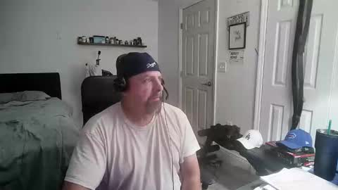 Florida guy online show from December 14, 6:19 am