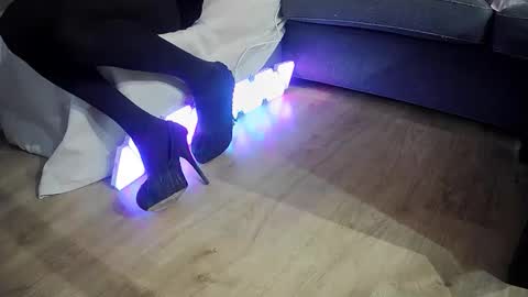 flakoyflaki online show from December 1, 6:35 pm