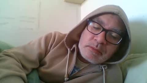 Carlo online show from March 25, 2:34 pm