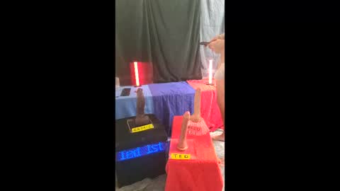 flavor_flave online show from March 6, 6:10 am