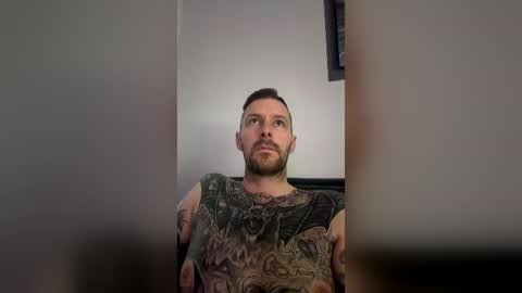 Snapshot of fletcher1985 chatting on June 20, 7:11 am fletcher1985 online show from June 20, 7:11 am