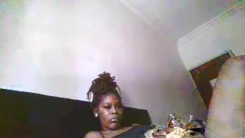 Snapshot of flirty_xbunny chatting on February 15, 12:14 pm Beauty online show from February 15, 12:14 pm