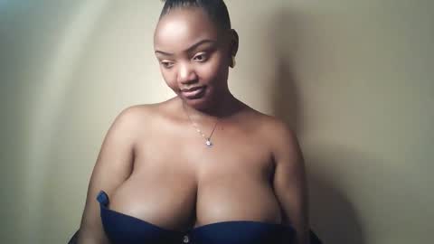 flirtymimie online show from May 20, 6:41 am