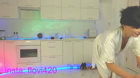 Victoria create your account through my link  online show from June 11, 12:25 pm