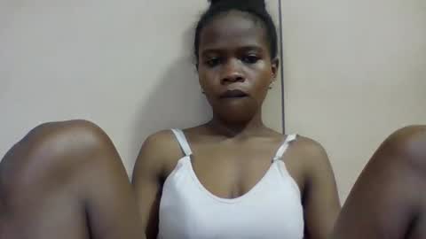 flora48230522373 online show from May 23, 8:24 pm