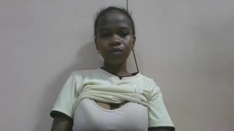 flora48230522373 online show from May 29, 2:31 am