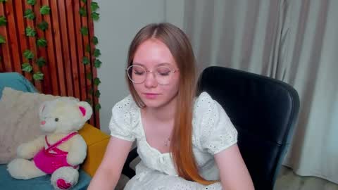 hey there guys im Flora no not the one from WInx. But I love magical stuff and especially I love nature. I dont know I thin online show from May 14, 3:52 pm