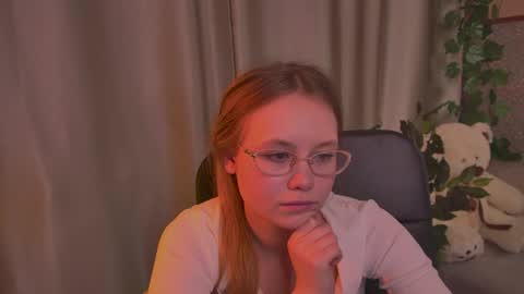 hey there guys im Flora no not the one from WInx. But I love magical stuff and especially I love nature. I dont know I thin online show from June 5, 6:52 am