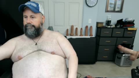 Snapshot of floridabearx chatting on June 8, 3:18 am FloridaBear online show from June 8, 3:18 am