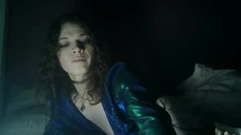 Emmy online show from December 4, 7:11 pm