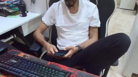 Snapshot of flowthefun chatting on June 25, 7:29 pm flowthefun online show from June 25, 7:29 pm