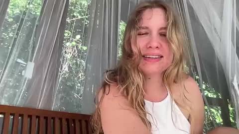 fluffy_bunnyxxx online show from January 10, 9:02 am