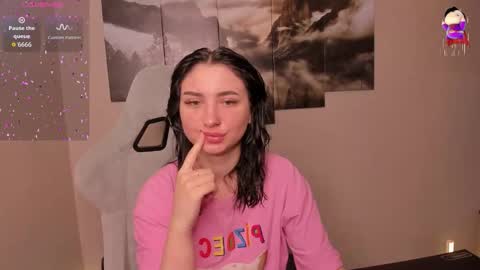 Lina online show from March 2, 1:41 am