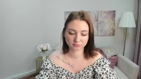 Lina online show from June 4, 12:27 am