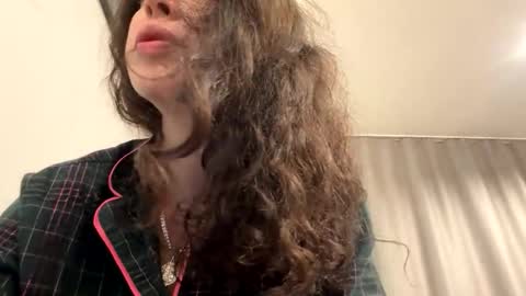 forbiddennvelvet online show from February 2, 1:26 am