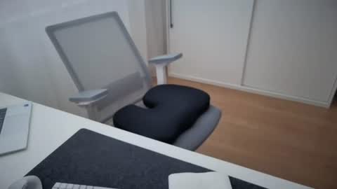 Forbidden Shape online show from July 13, 1:14 pm