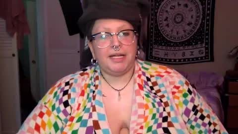 foxdarling96 online show from June 12, 11:03 pm