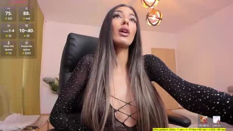 Snapshot of foxx_giirl chatting on May 31, 4:36 pm Foxx online show from May 31, 4:36 pm