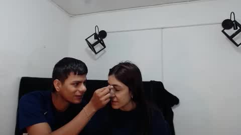 foxxy_and_lion online show from February 6, 12:30 pm