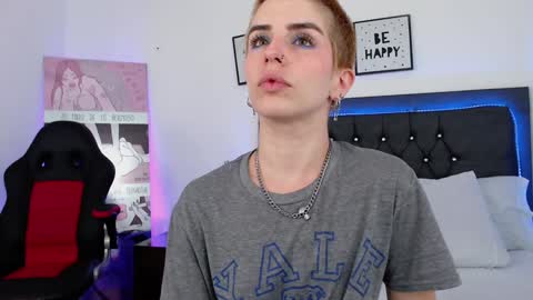 Snapshot of foxxysammy chatting on December 1, 9:04 pm Sammantha online show from December 1, 9:04 pm