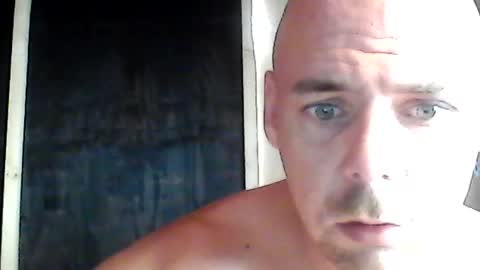Snapshot of foxy1985777 chatting on July 14, 9:47 am foxy1985777 online show from July 14, 9:47 am