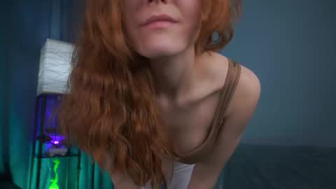 Snapshot of foxy_cute4you chatting on November 27, 7:16 pm Eva online show from November 27, 7:16 pm