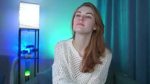 Snapshot of foxy_cute4you chatting on February 22, 8:07 pm Eva online show from February 22, 8:07 pm