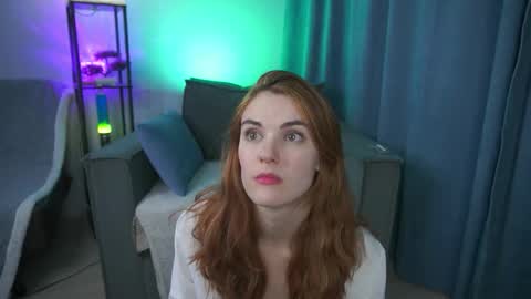 Snapshot of foxy_cute4you chatting on February 26, 5:45 pm Eva online show from February 26, 5:45 pm